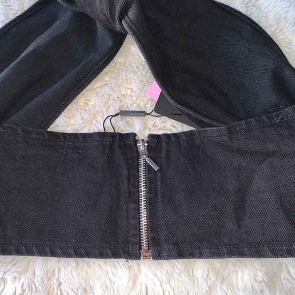 Pretty little thing black acid wash wrap crop top - Picture 9 of 10